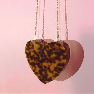 BaubleBar Tonja Heart Tortoiseshell Clutch